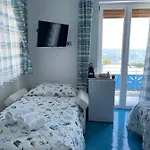 Caprionda Alojamento de Acomodação e Pequeno-almoço Capri